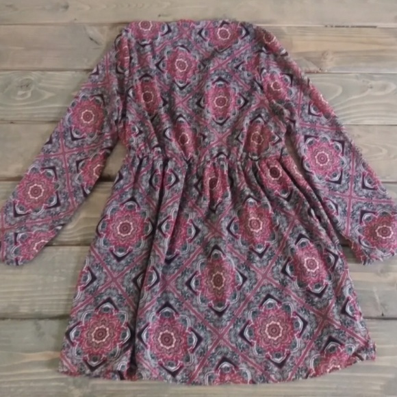 Super Cute paisley dress - Picture 2 of 6
